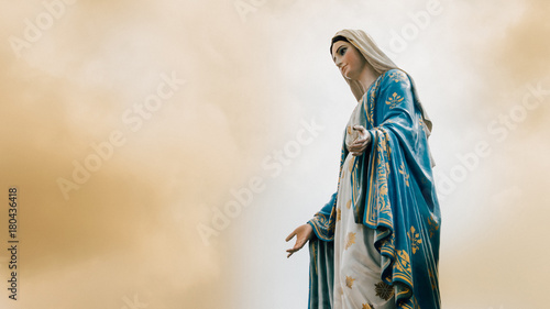 Canvas Print The Virgin Mary statue