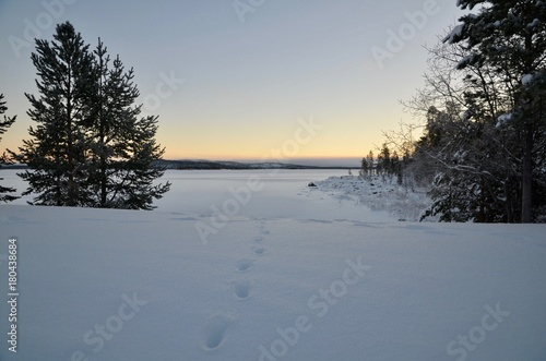 Foto 北欧 フィンランド サーリセルカ郊外 ムオトゥカン・マヤ 冬 Northern Europe Finland Saariselka Muotkan Maja w