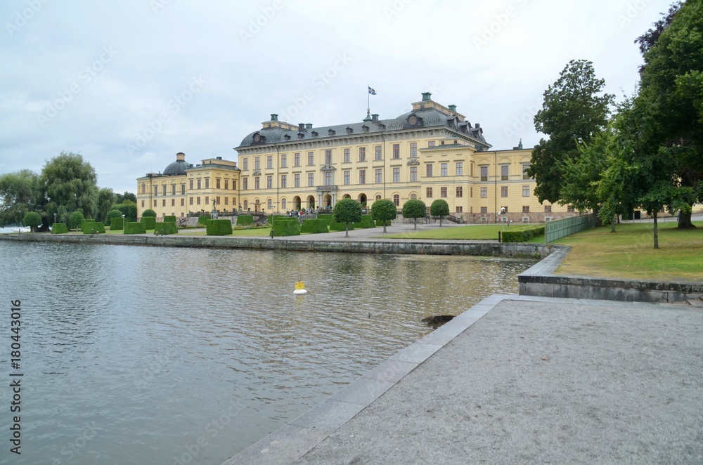 Obraz premium Skandynawska Szwecja Sztokholm światowe dziedzictwo Pałac Drottningholm lato