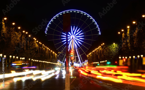 Ferris wheel at Champs Elysee © Givaga