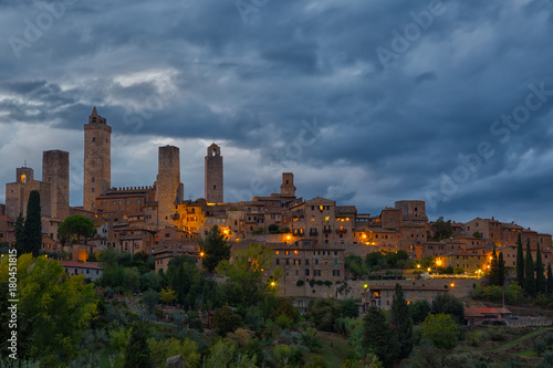 Beautiful night view of the medieval town San Gimignano  Tuscany  Italy