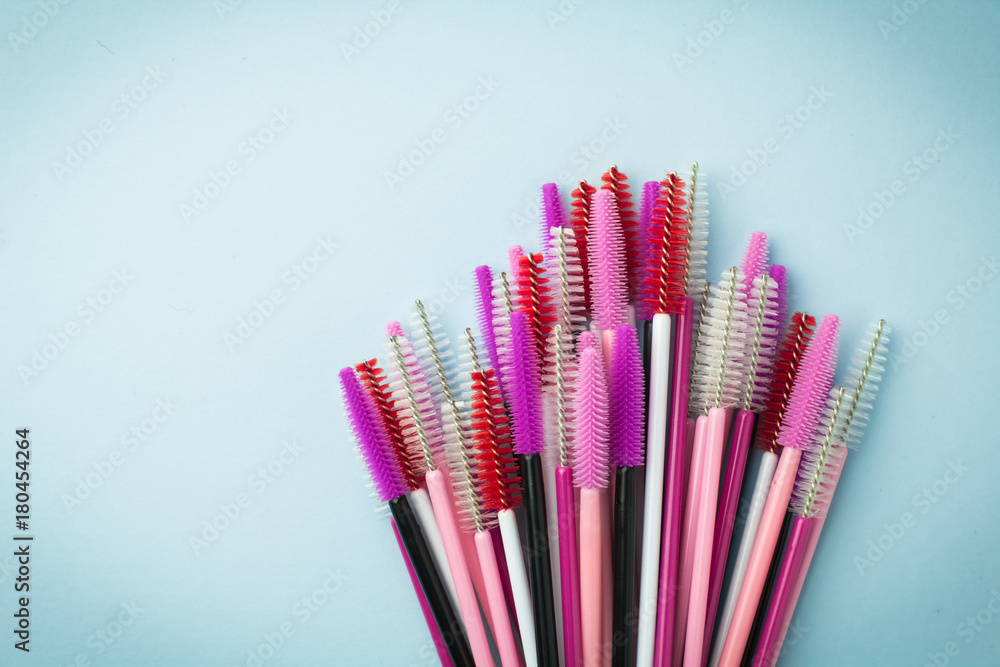 The brush lash, comb, help to keep the shape, also used in eyelash extension application The brush lash, comb, help to keep the shape, also used in eyelash extension application