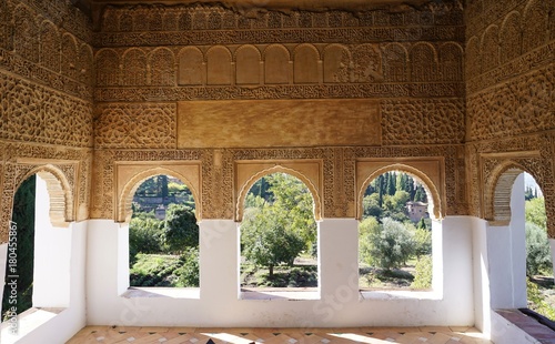 Fototapeta Naklejka Na Ścianę i Meble -  Oriental windows with view in garden
