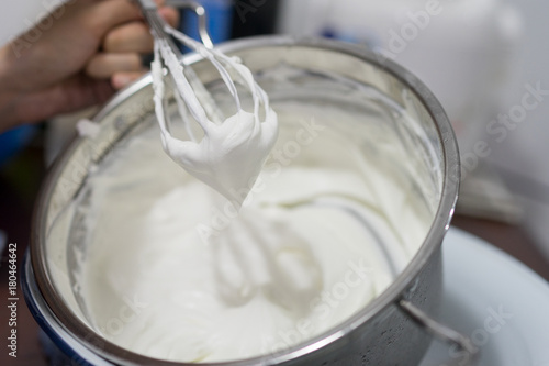 Fotografia, Obraz Mixer bowl making whipped cream