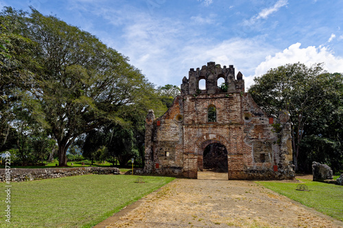 Ruins of Ujarrás. In the year 1822 destroyed an earthquake the church of UjarrÃ¡s and the rest of the town. Only the ruin of the church remained. photo