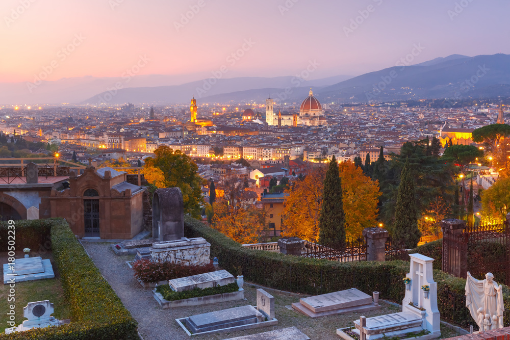 Obraz premium Duomo Santa Maria Del Fiore and tower of Palazzo Vecchio at beautiful sunset in Florence, Tuscany, Italy