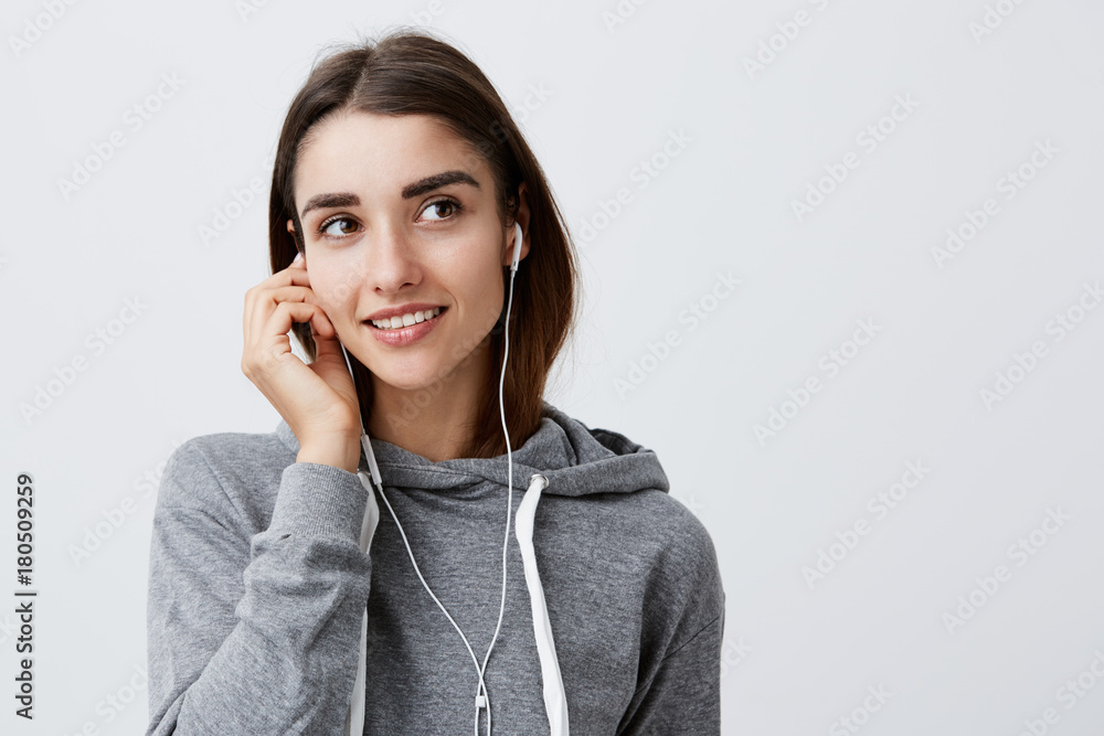 Hoodie with earphones store for girl
