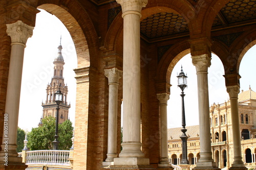Plaza de España en Sevilla en el Parque de María Luisa proyectado por el arquitecto Aníbal González