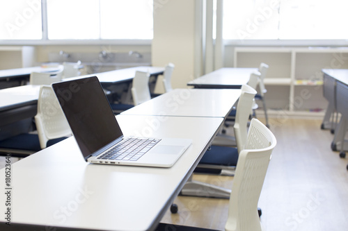 会議室のパソコン