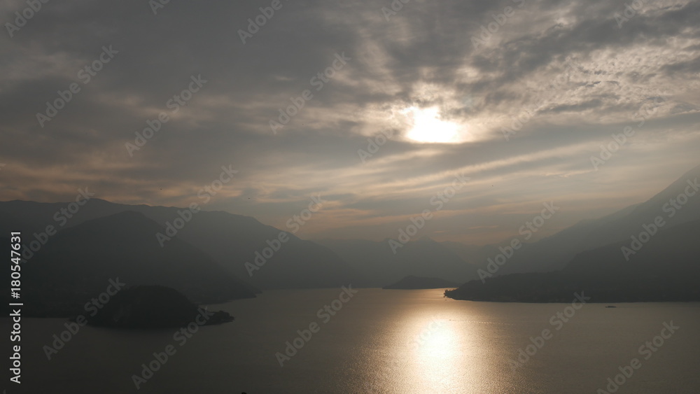 Lago di Como, tramonto a Bellagio