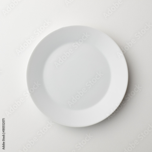 White round plate