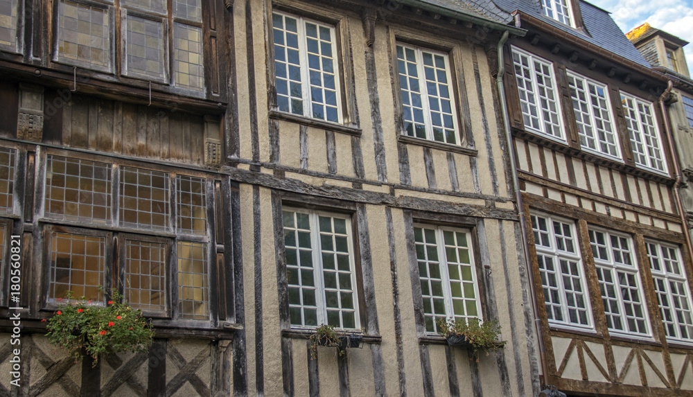Fototapeta premium Dinan. Maisons à colombages. Côtes d'Armor. Bretagne