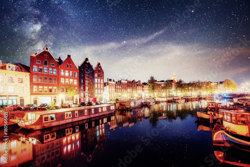 Canvas Print Beautiful night in Amsterdam