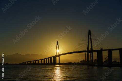 海王丸パークと日の出 © ginR