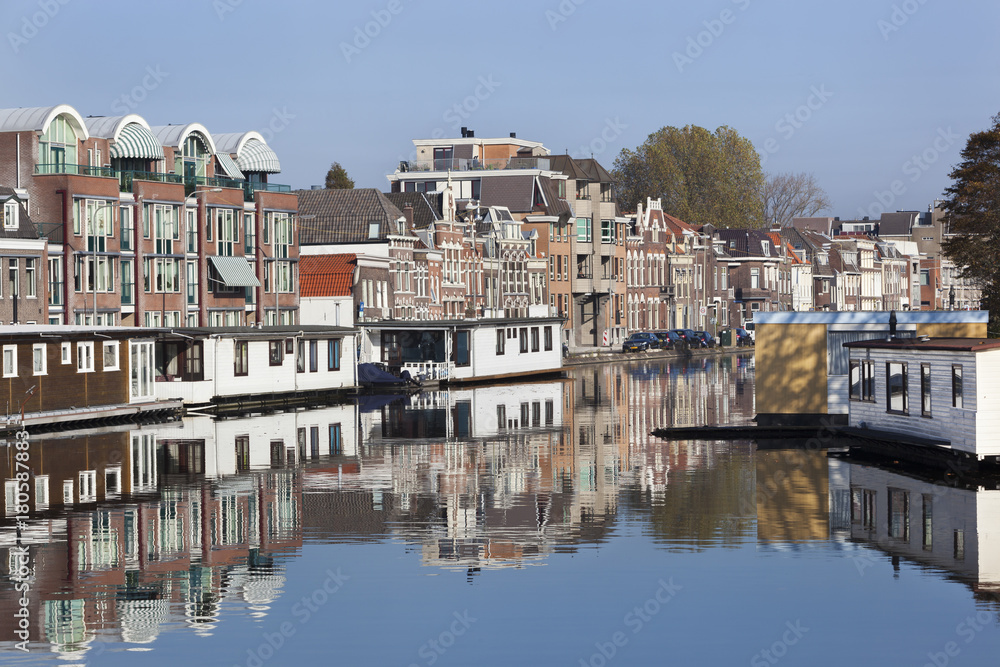 Obraz premium Houseboats in Gouda