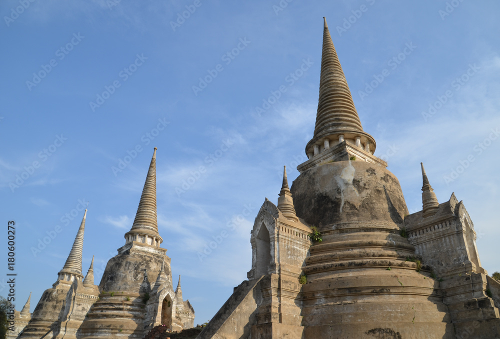 Fototapeta premium Three Thailand Pagoda