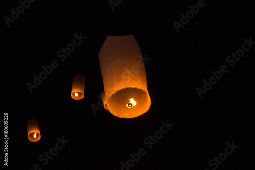 Foto Yi Peng Lighting