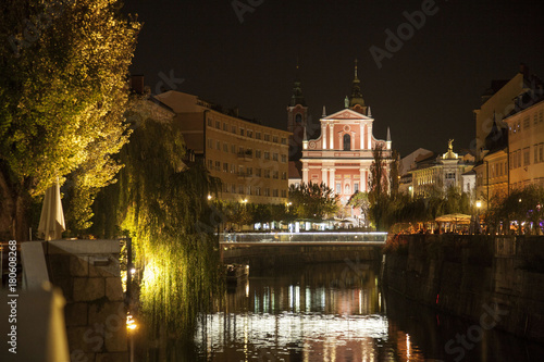 Slovenia, Lubiana,la città di notte.
