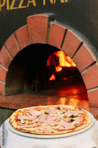 Fresh hot italian pizza wit...