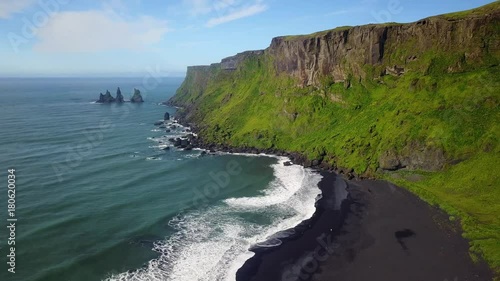 Island Reynisdranger