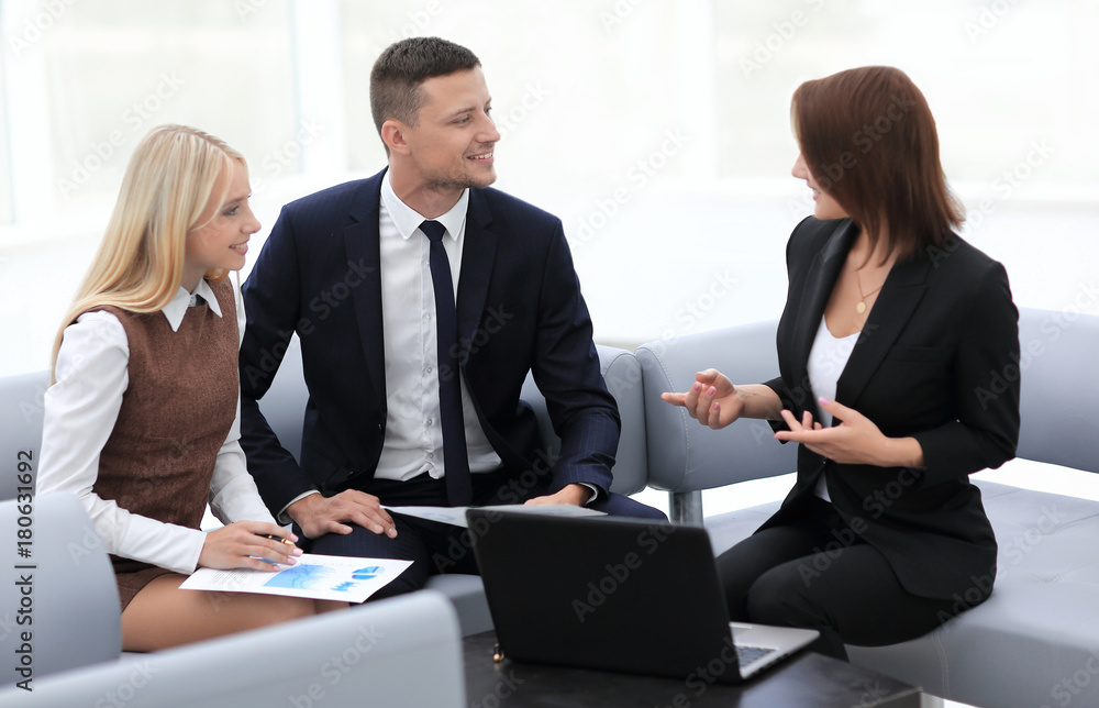 Fototapeta premium professional business team working with financial documents.