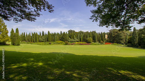 Parco Giardino Sigurta, Landschaftspark in Valeggio sul Mincio in der italienischen Provinz Verona photo