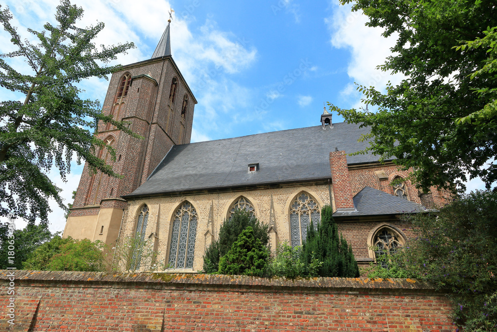 Borner Kirche in Born bei Brüggen