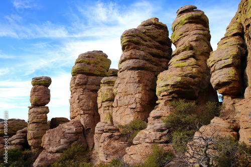 rocks in chiricahua national monument