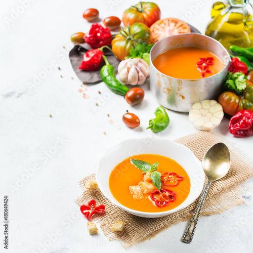 Tomato pepper soup gazpacho with garlic