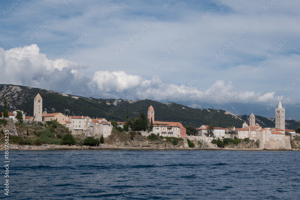 Rab, Bora im Anzug