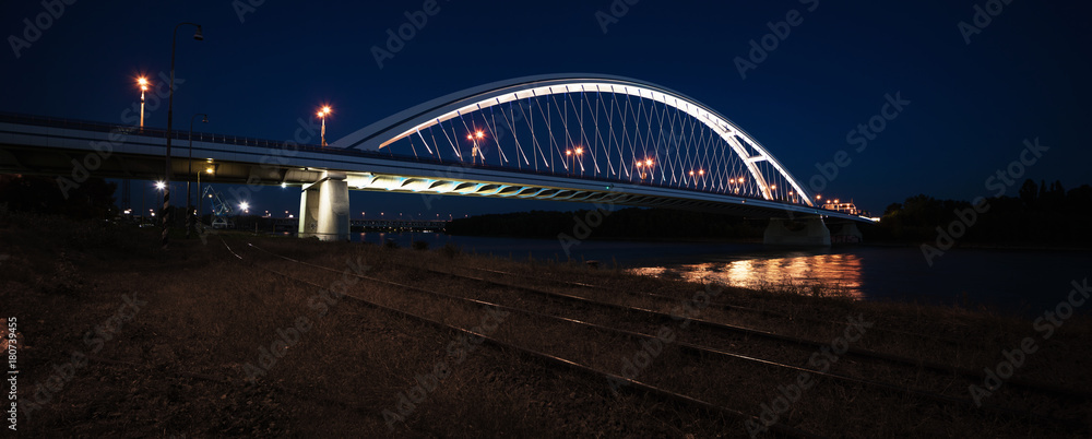 Obraz premium Apollo bridge by night