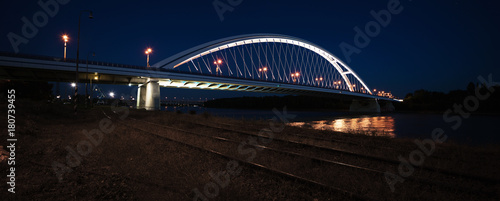 Apollo bridge by night