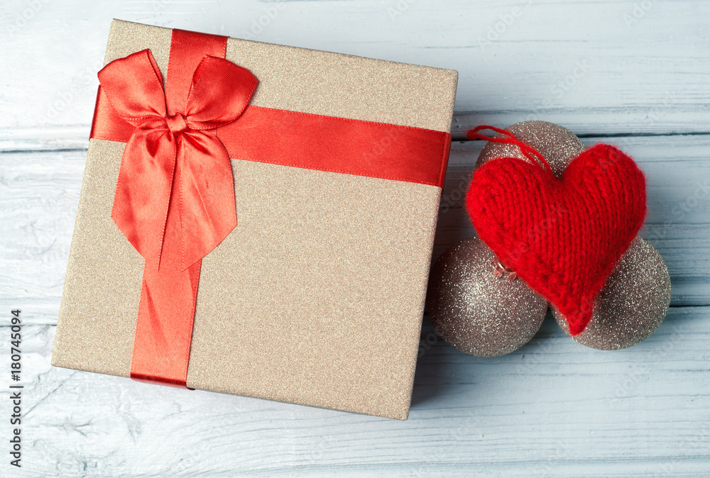gift box for Christmas for your favorite gift box for Christmas for your favorite