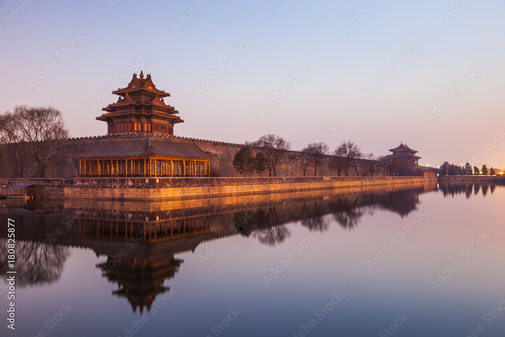 Fototapeta premium Wall and Moat, Forbidden City, Beijing