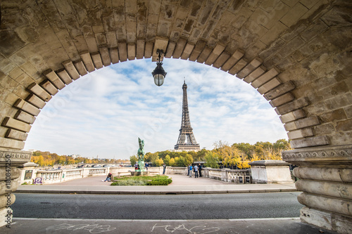 Paris, France - November, 2017. Seine in Paris with Eiffel tower on blue sky © F8  \ Suport Ukraine