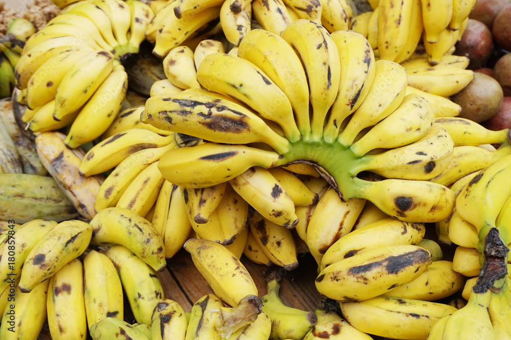 banana fruits from africa