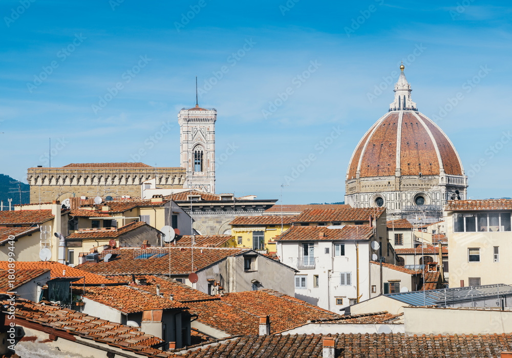 Terracotta houses and Florence's iconic Cattedrale di Santa Maria del Fiore