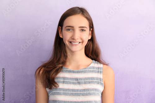 Attractive teenage girl on ...