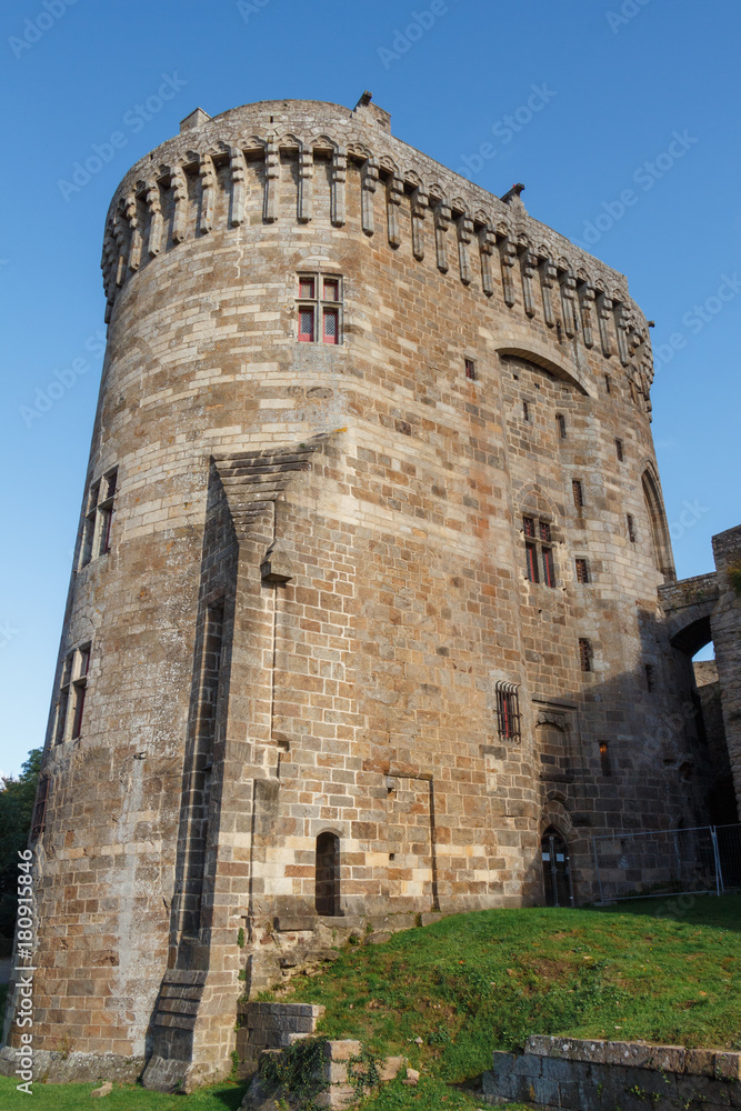 Donjon du château de Dinan