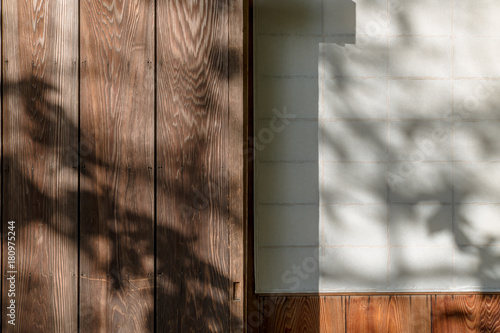 Wallpaper Mural 日本の古民家　雨戸と障子１ Torontodigital.ca