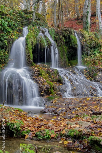 Fototapeta Naklejka Na Ścianę i Meble -  Waterfall in the mountain