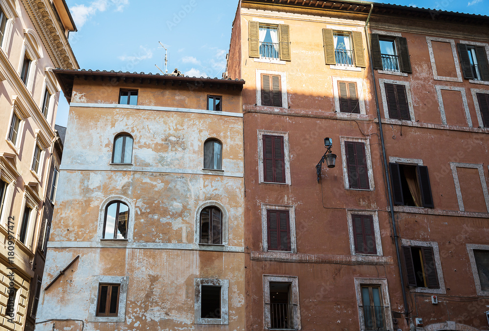 Old streets of Italy , Rome .