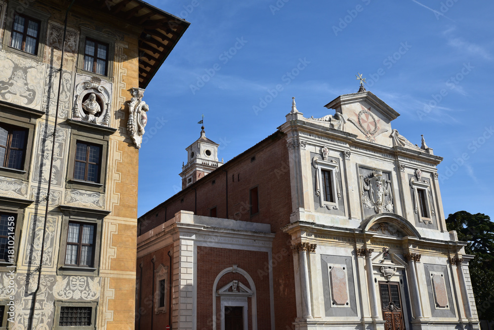 Eglise San Stefano et palais Carovano à Pise en Toscane, Italie