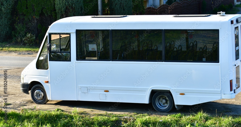Bus