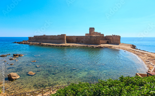 Foto Aragonese castle of Le Castella, Calabria, Italy