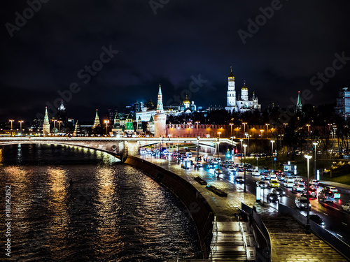 night time city moscow kremlin traffic bridge over the river red square