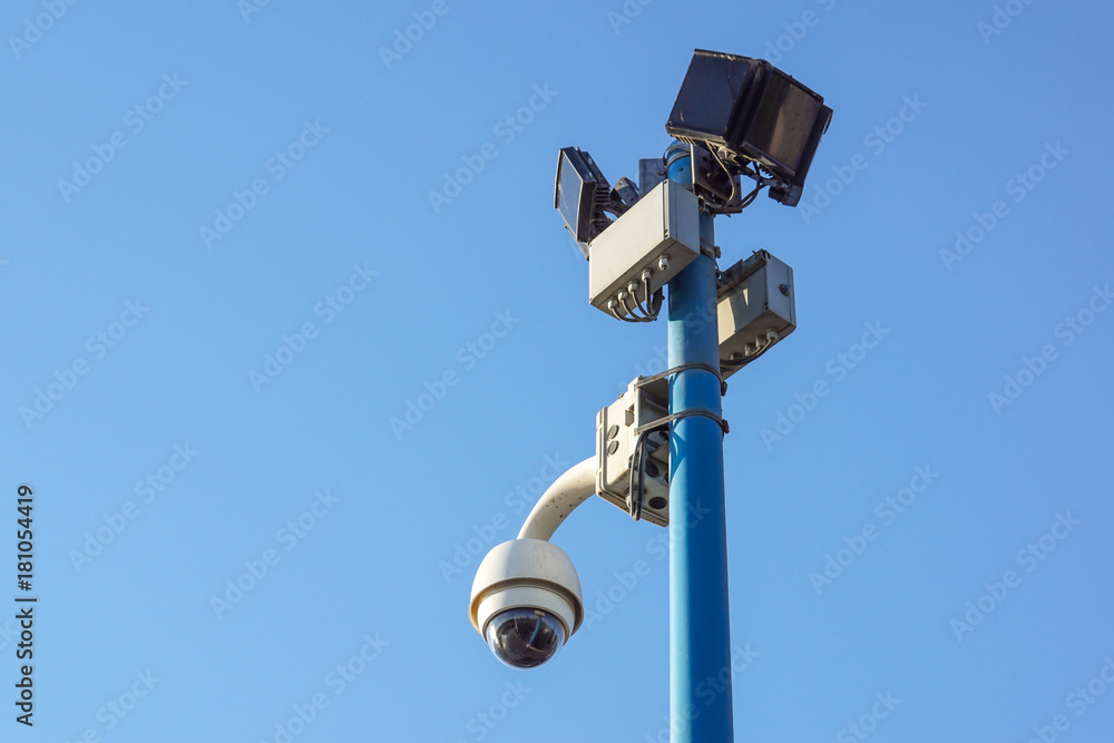 Security camera detects the movement of traffic. Security camera detects the movement of traffic.
