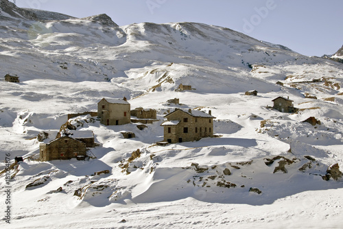 il paesino di Dondena, in valle d'Aosta. photo