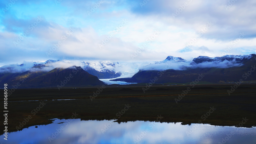 Fototapeta premium The Land of Fire and Ice 