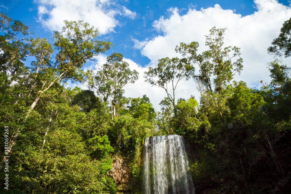 Naklejka premium Milla Milla Falls in Australia